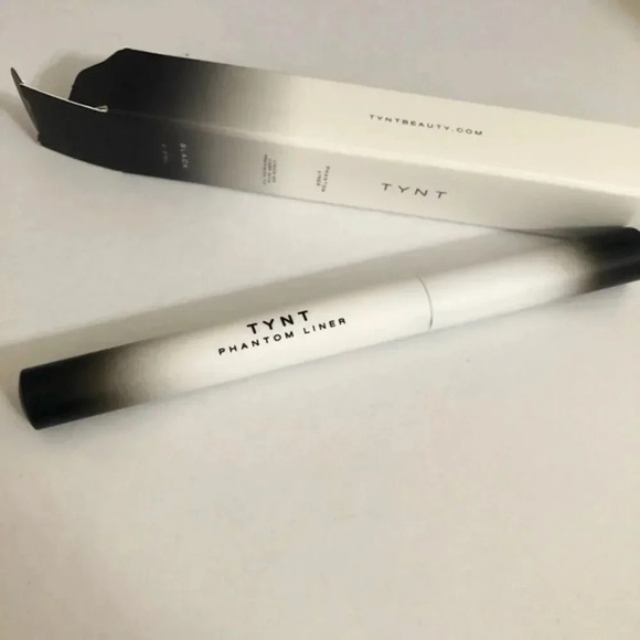 Makeup Products Set - Picture 4 of 16